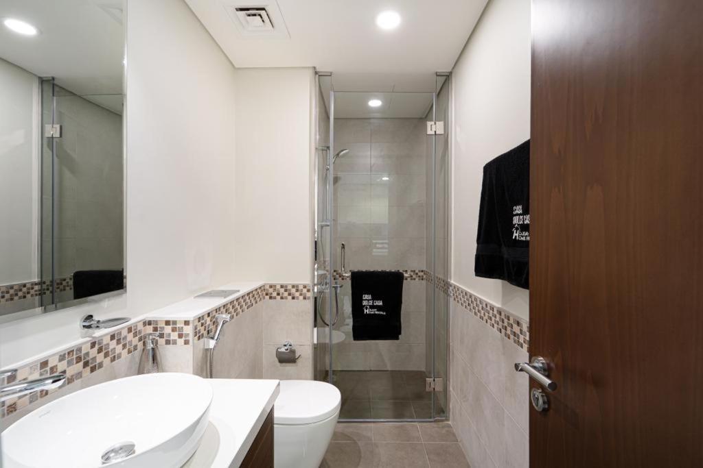 Apartamento Brand New 1Br- Business Bay - Burj Khalifa View Dubái Exterior foto